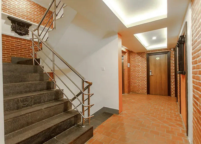 Shreesu Hotel 3*