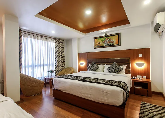 Shreesu Hotel 3*
